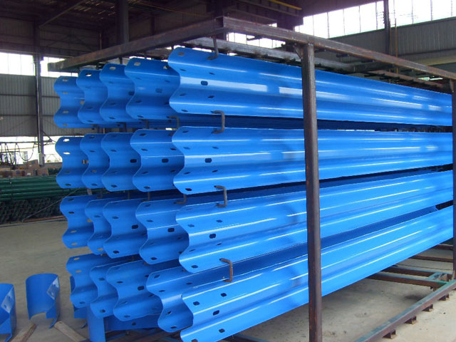 噴塑護(hù)欄板